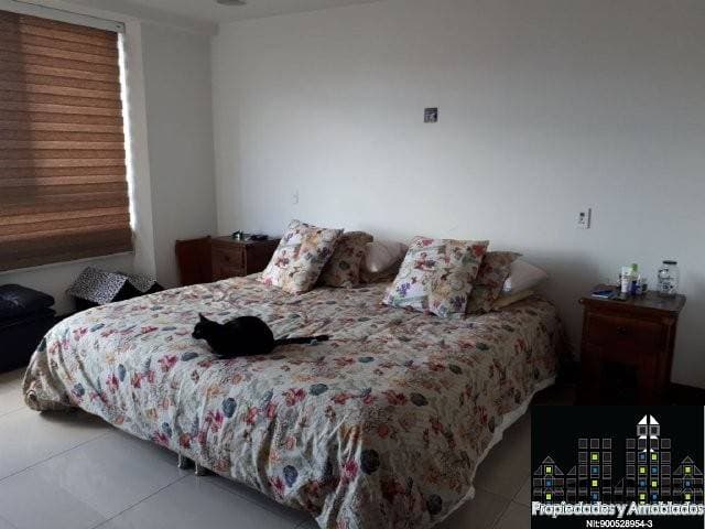 VENTA APARTAMENTO SECTOR EL POBLADO	CÓDIGO 13705 — foto 3