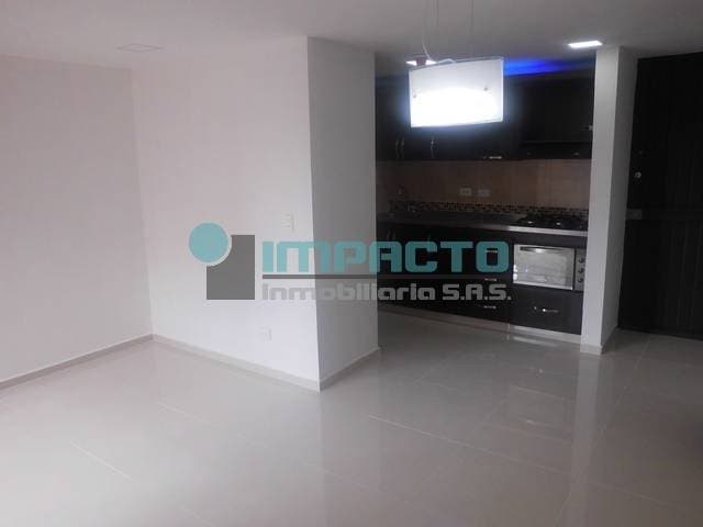 EN ALQUILER APARTAMENTO EN MADERA  COD. 10751 PP — foto 1