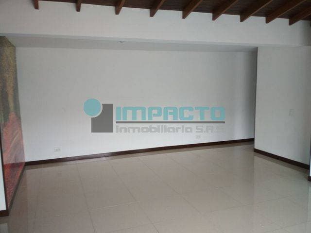 SE ARRIENDA APARTAMENTRO EN ENVIGADO COD 11136 EE — foto 3