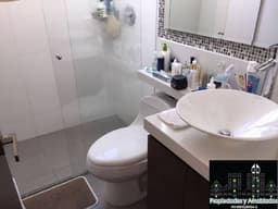 VENTA APARTAMENTO SECTOR POBLADO LA TOJA CÓDIGO 13709
