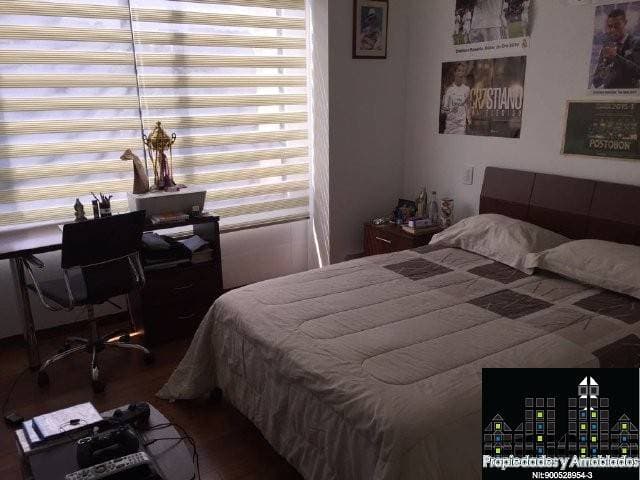VENTA APARTAMENTO SECTOR POBLADO LA TOJA	CÓDIGO 13709 — foto 3