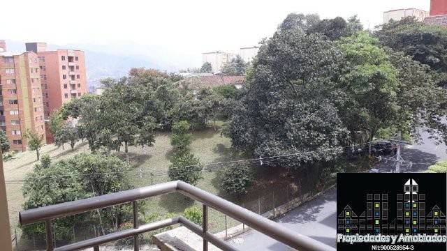 VENTA APARTAMENTO SECTOR ENVIGADO  CÓDIGO 13670 — foto 1
