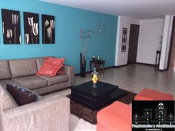 Apartamento en venta sector El Poblado Medellín código 13710