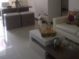 VENTA DE APARTAMENTO SECTOR CALAZANS CÓDIGO 13717