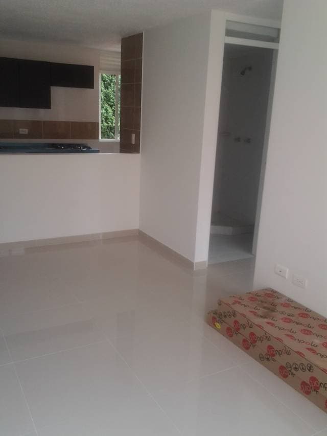 ARRIENDO ESPECTACULAR APARTAMENTO EN SOPO — foto 1