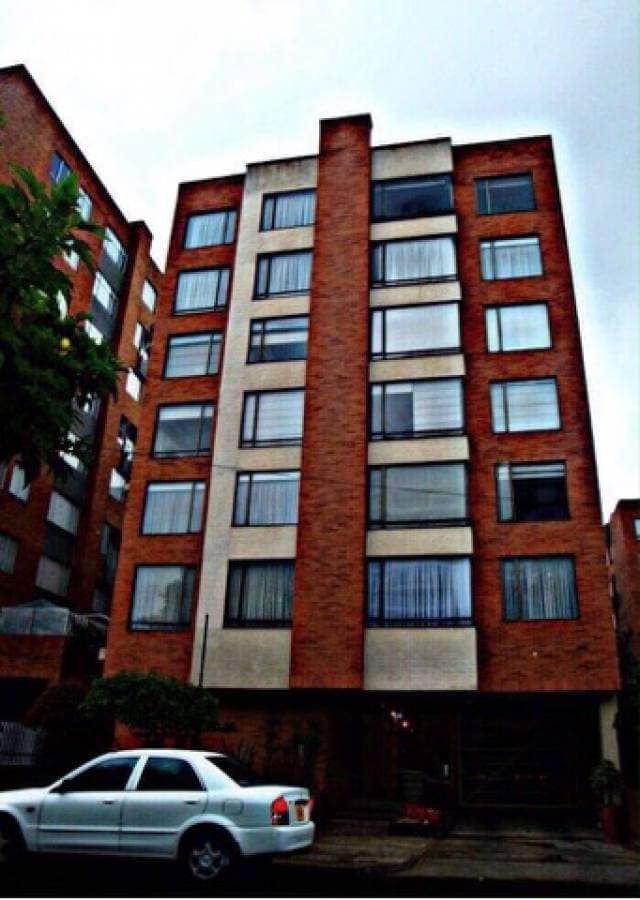 APARTAMENTO CALLEJA — foto 1