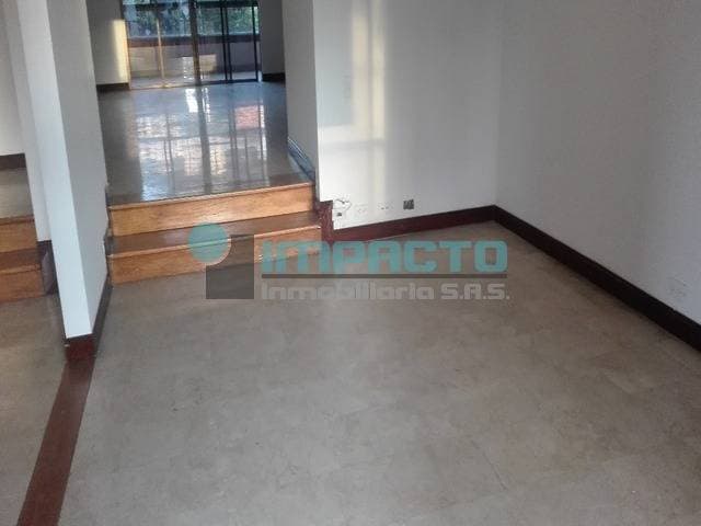 SE ARRIENDA APARTAMENTO EN CASTROPOL COD 11182 ZX — foto 4
