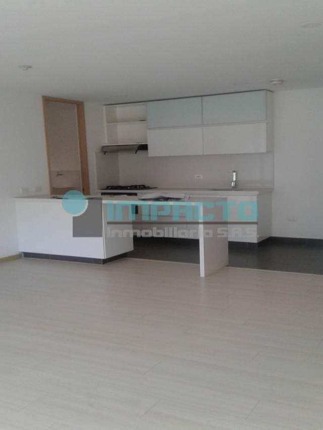 SE ARRIENDA APARTAMENTO EN ENVIGADO COD 11194 TT — foto 1