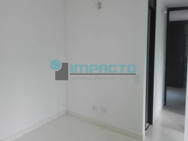 SE ARRIENDA APARTAMENTO EN CALASANZ COD 11229 FG — foto 4
