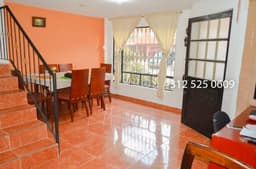Vendo Chia Casa 3 Pisos + Sotano Parqueadero P.H 130 M2 $ 260 Millones