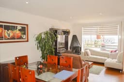 Vendo Sopo Casa 3 pisos + balcón y garaje Conjunto Cerrado PH Centro Pueblo 150 M2 x $390 Millones