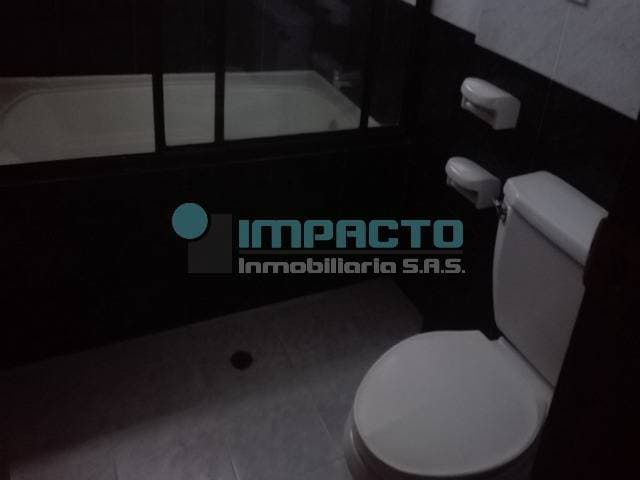 SE ARRIENDA APARTAMENTO EN CASTROPOL COD 11182 < — foto 12