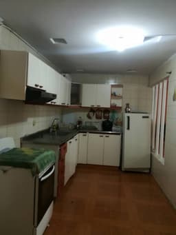 Vendo casa con local en barrio Kennedy, Girardot, cerca de Colsubsidio y CAI policía