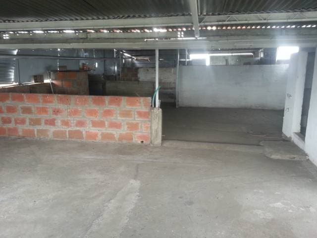 BARATA CASA LOCAL AVENIDA CUIDAD DE CALI ZONA COMERCIAL — foto 7