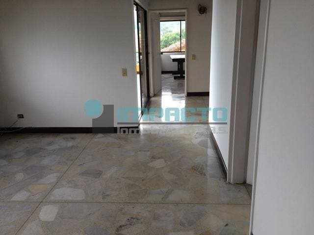 SE ARRIENDA APARTAMENTO EN ENVIGADO COD 11265 QW — foto 2