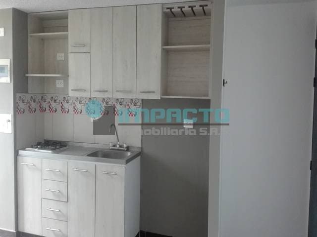 SE ARRIENDA APARTAMENTO EN ITAGUI COD 11283 QW — foto 1