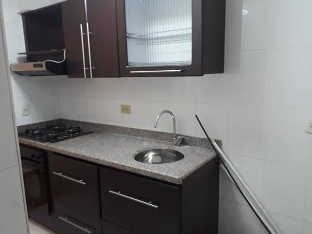 ARREINDO APTO CONJUNTO PORTON DE ALSACIA. — foto 3