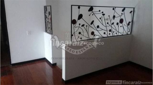 APARTAMENTO DUPLEX — foto 1