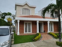 SE VENDE CASA CONJUNTO CERRADO ACUARELA - CÚCUTA (PRECIO NEGOCIABLE)
