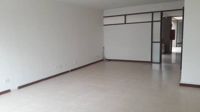 venta oficina en chipichape centro comercial — foto 5
