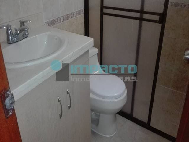 Se arrienda apartamento en el sector del estadio cód. 11405 — foto 11