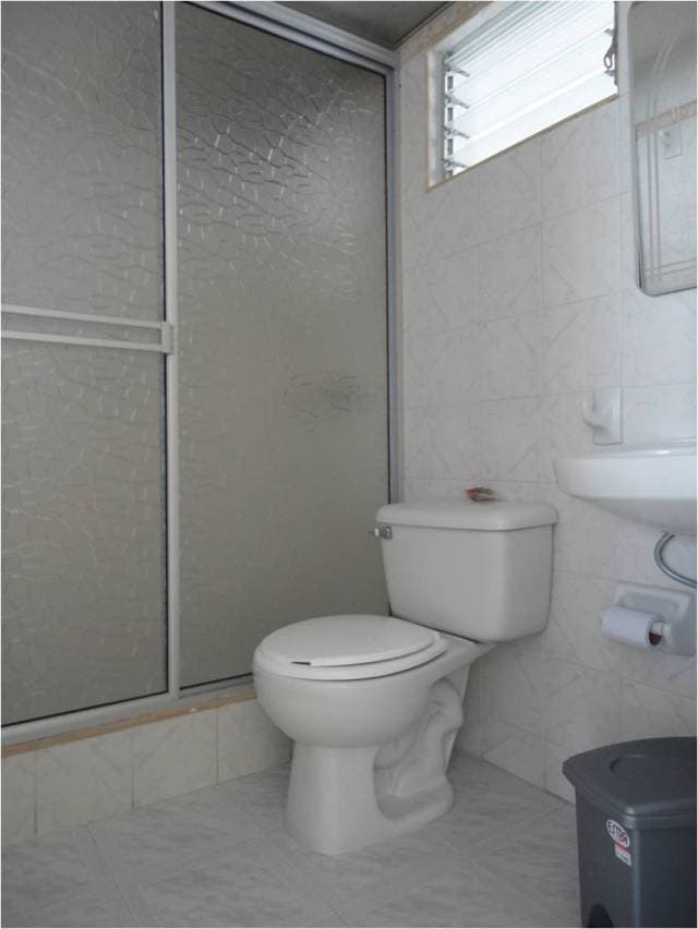 HERMOSA CASA CONDOMINIO — foto 3