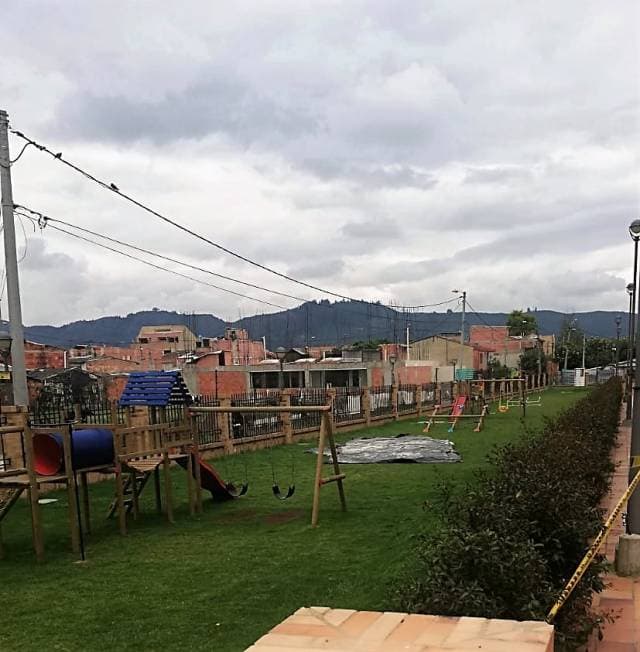 Oportunidad. Hermoso apartamento con patio — foto 3