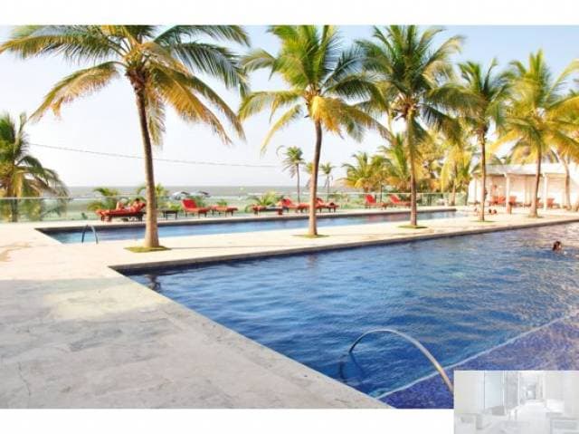 APARTAMENTO DE 3 HABITACIONES EDIFICIO FRENTE AL MAR — foto 1