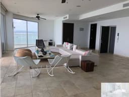 APARTAMENTO EN VENTA 3 ALCOBAS CON VISTA AL MAR
