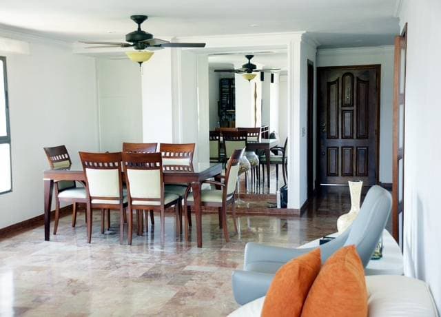 APARTAMENTO DUPLEX DE 204 MTS2 EN BAVARIA SANTA MARTA. — foto 4