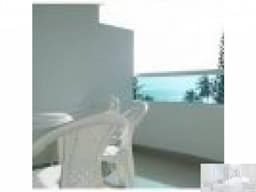 APARTAMENTO EN ARRIENDO POR DIAS 2 HABITACIONES VISTA A LA PLAYA