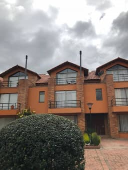 Amplia y linda casa en venta.
