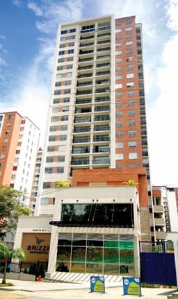 BRIZZA APARTAMENTOS