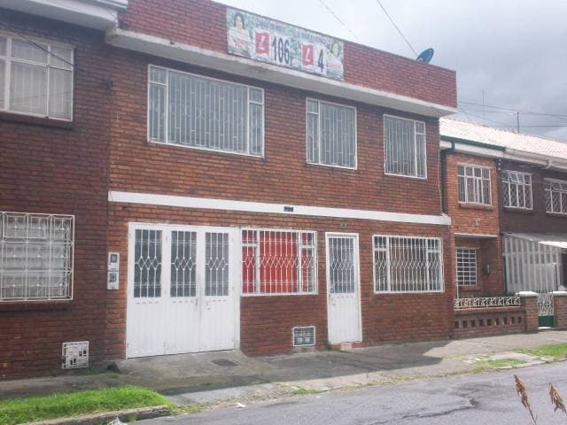 VENTA CASA RENTABLE EN EL BARRIO MODELO. VC-44-2018. — foto 2