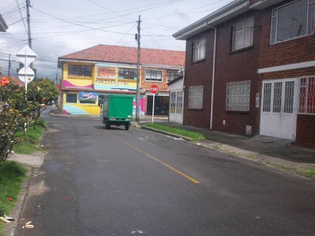 VENTA CASA RENTABLE EN EL BARRIO MODELO. VC-44-2018. — foto 3
