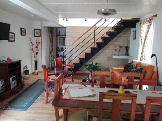 SE HERMOSA CASA - CON LOCAL — foto 7