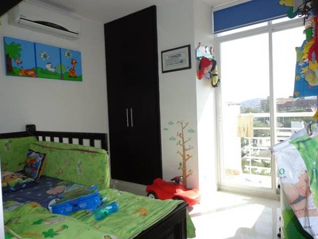 Se Vende Tres Hab. Mas Estudio 93m2 — foto 3