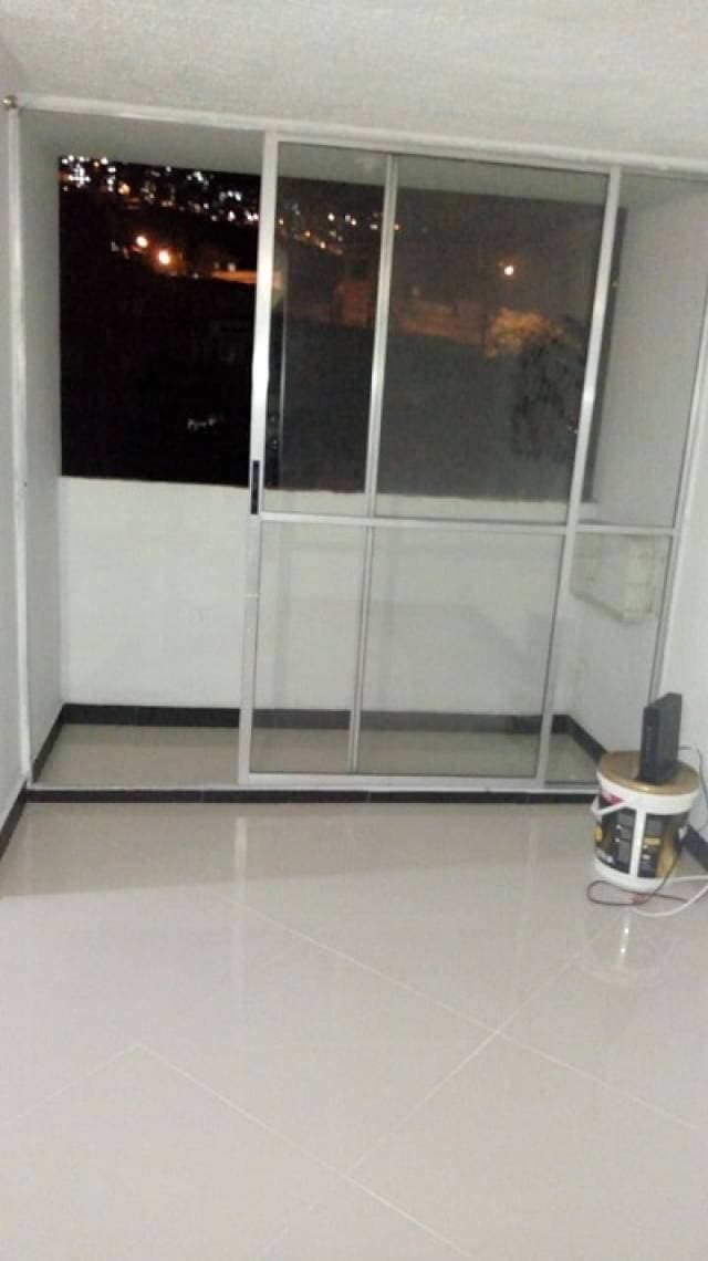 VENDO APARTAMENTO BONITO EN ROBLEDO — foto 1