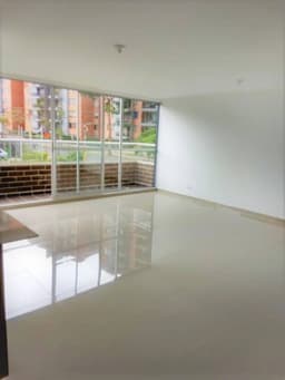 Apartamento en Venta Sabaneta con Parqueadero y cuarto útil