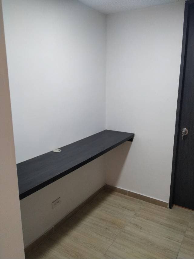ARRIENDO APTO 6º PISO CON ASCENSOR, ESTRENAR EXCELENTES ACABADOS — foto 2