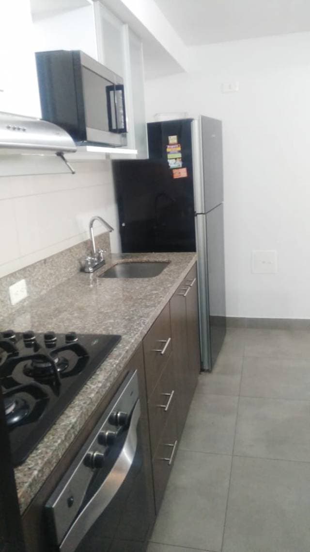 MADRID VENDO APTO 1 PISO, LA SIERRA — foto 7