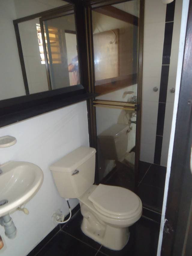 SE VENDE CASA EN ROBLEDO CERCA AL ÉXITO — foto 6