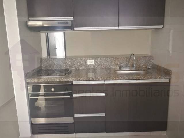se arrienda apartaestudio — foto 1