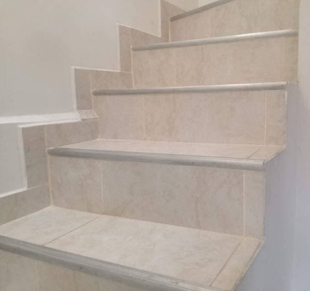 APARTAMENTO DUPLEX  CÓMODO EN CALASANIA — foto 1