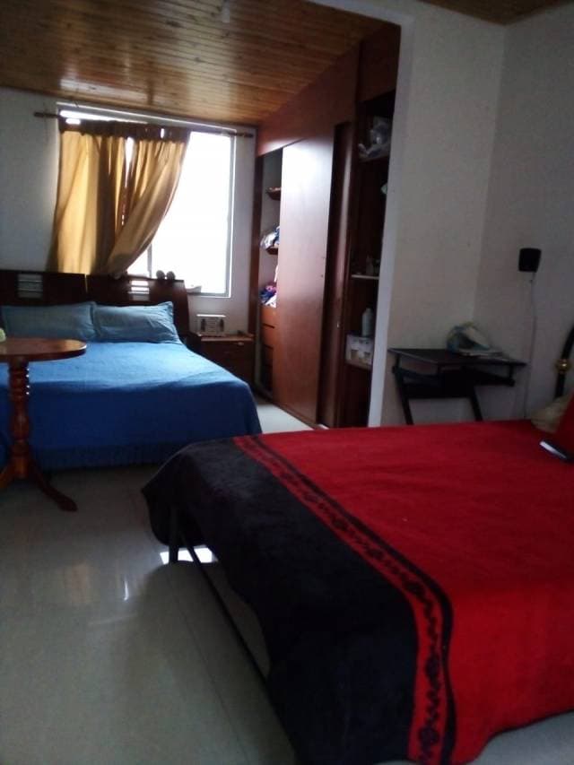 CASA ALAMEDA DEL RIO EXCELENTES CONDICIONES — foto 2