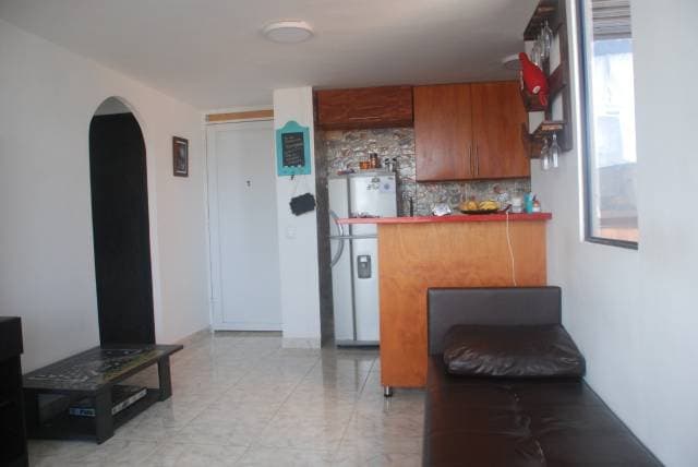 MADRID VENDO APTO PIAMONTE PRODESA 4 PISO CON BALCON — foto 1