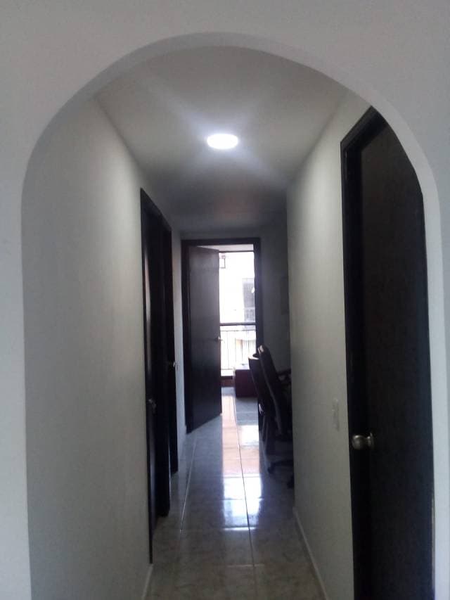 MADRID VENDO APTO PIAMONTE PRODESA 4 PISO CON BALCON — foto 4