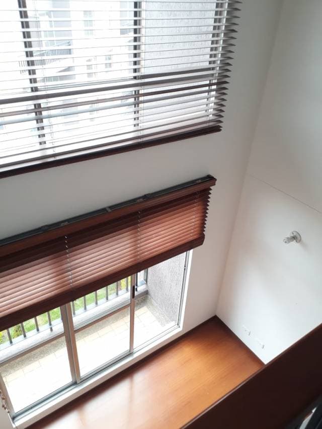 AMARILO PORTON DUPLEX EXCELENTE ESTADO — foto 10