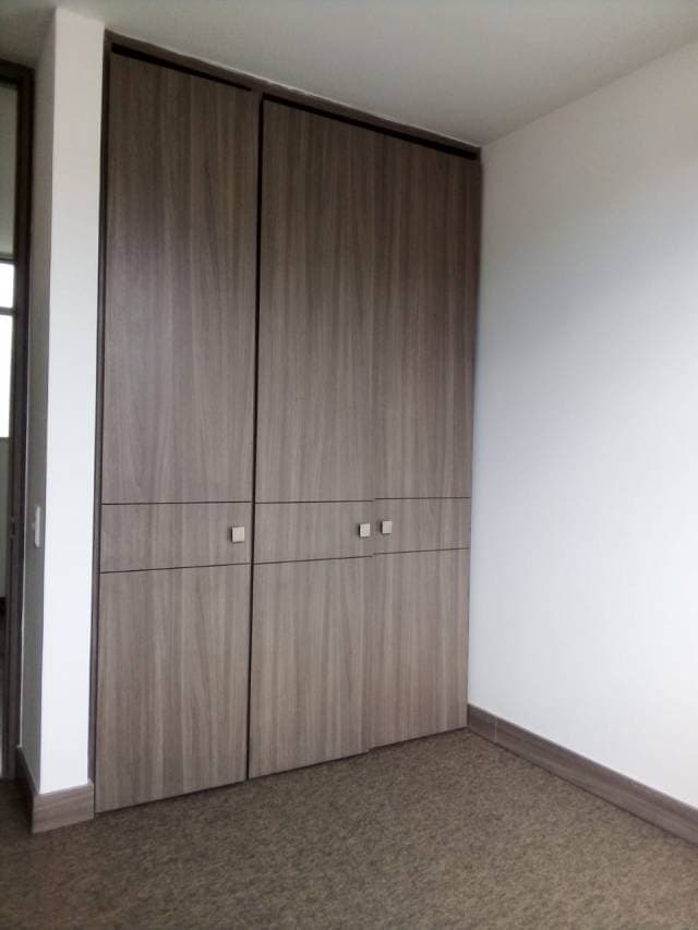 AMARILO ARBOLEDA 6 PISO EXCELENTE BUEN PRECIO — foto 14