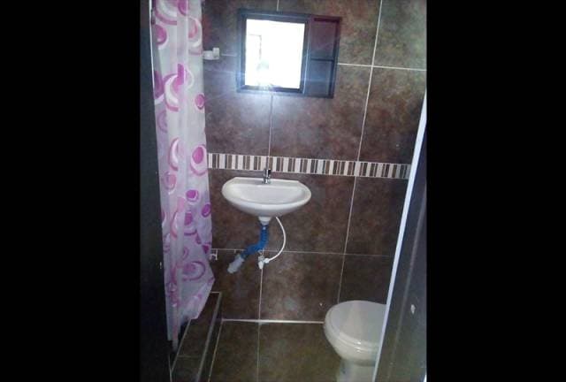ALQUILO COMODAS HABITACIONES — foto 2